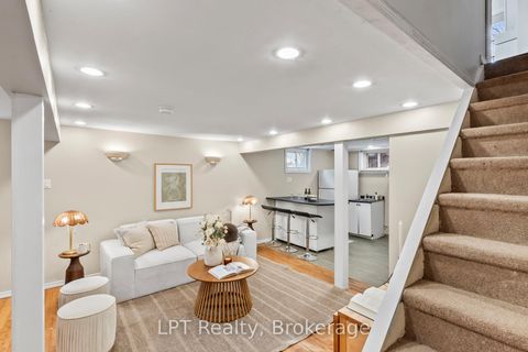 Photo 24 at 118 Capreol Court, Vanier, Oshawa