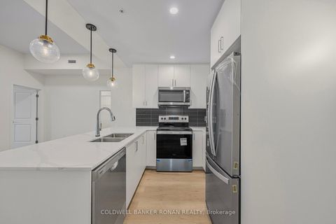 Photo 3 at 404 - 121 Mary Street, Creemore, Clearview