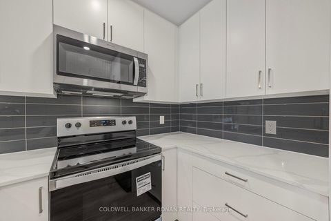 Photo 5 at 404 - 121 Mary Street, Creemore, Clearview