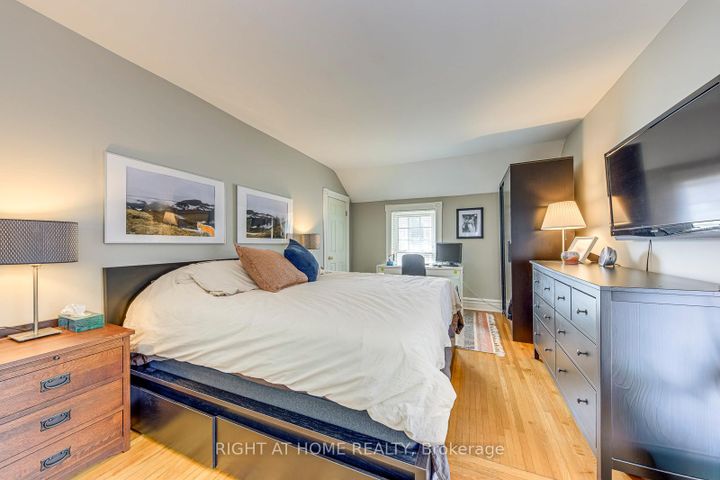 Photo 31 at 24 Mill Street N, Downtown Brampton, Brampton