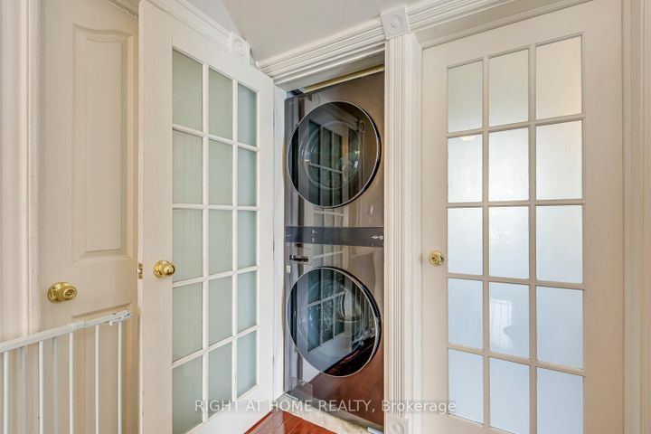 Photo 38 at 24 Mill Street N, Downtown Brampton, Brampton