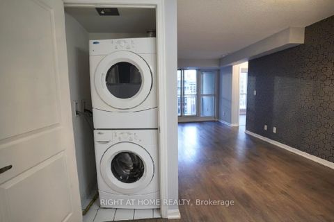 Photo 6 at 706 - 35 Bastion Street, Niagara, Toronto