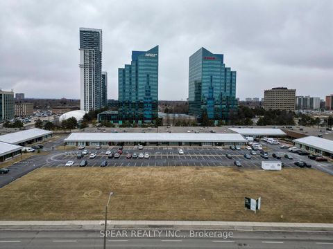 Photo 4 at 11 - 280 - 422 Consumers Road, Henry Farm, Toronto