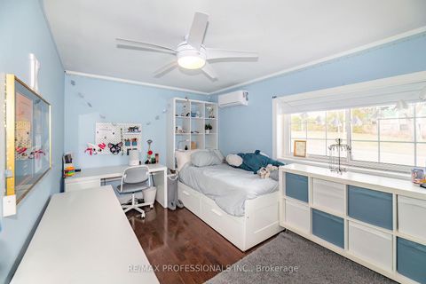 Photo 18 at 4625 Dundas Street W, Kingsway South, Toronto