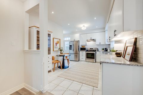 Photo 10 at 17 Culloden Court, Centennial Scarborough, Toronto