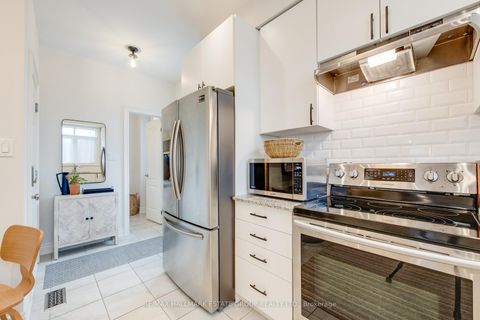 Photo 13 at 17 Culloden Court, Centennial Scarborough, Toronto