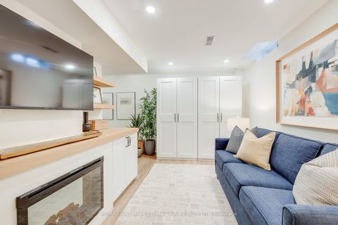 Photo 40 at 17 Culloden Court, Centennial Scarborough, Toronto