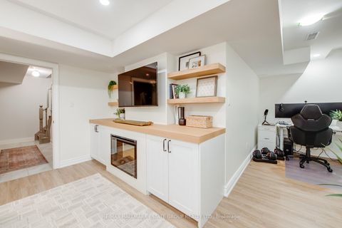 Photo 41 at 17 Culloden Court, Centennial Scarborough, Toronto