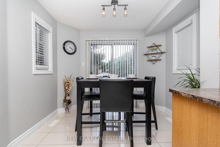 Photo 16 at 5380 Floral Hill Crescent, East Credit, Mississauga