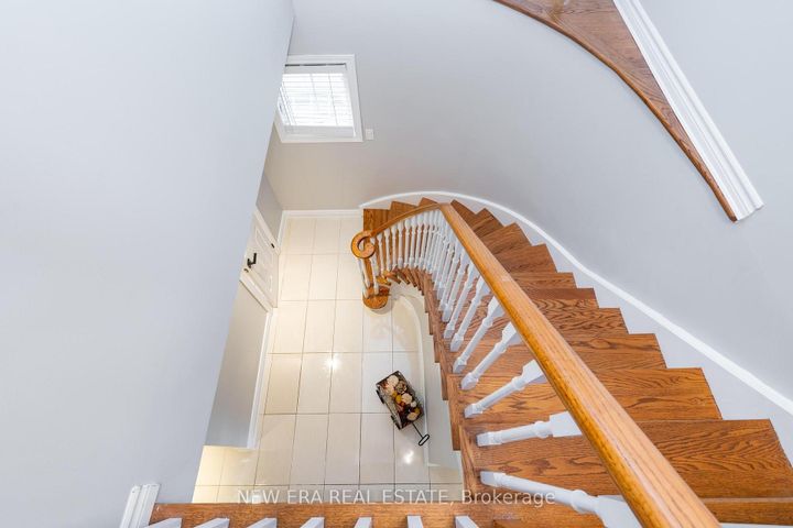 Photo 24 at 5380 Floral Hill Crescent, East Credit, Mississauga