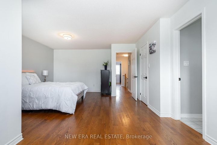 Photo 36 at 5380 Floral Hill Crescent, East Credit, Mississauga