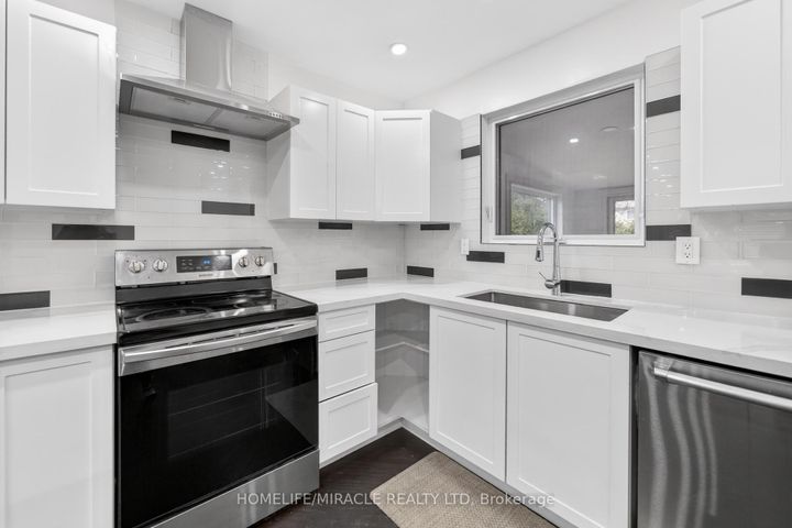 Photo 16 at 81 Watson Crescent, Brampton East, Brampton