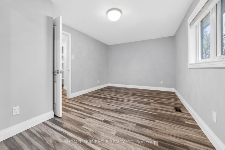 Photo 33 at 81 Watson Crescent, Brampton East, Brampton