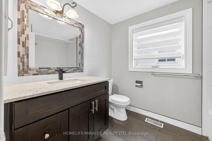 Photo 36 at 81 Watson Crescent, Brampton East, Brampton