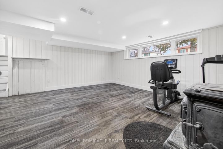 Photo 40 at 81 Watson Crescent, Brampton East, Brampton