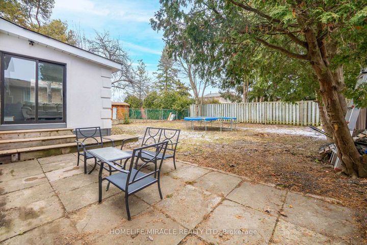 Photo 45 at 81 Watson Crescent, Brampton East, Brampton