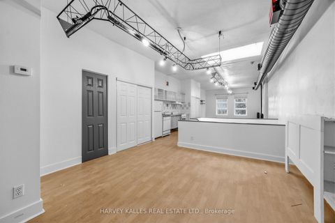 Photo 19 at 106 Queen Street E, Yonge Corridor, Toronto