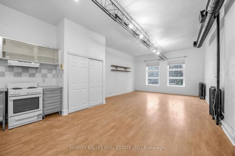 Photo 23 at 106 Queen Street E, Yonge Corridor, Toronto