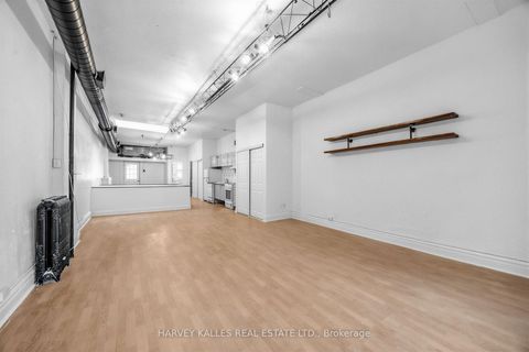 Photo 24 at 106 Queen Street E, Yonge Corridor, Toronto