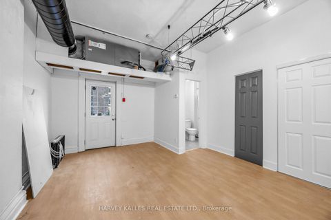 Photo 27 at 106 Queen Street E, Yonge Corridor, Toronto