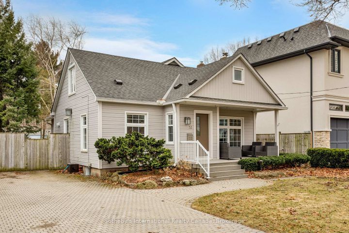 Photo 1 at 32 Anderson Street, CO Central, Oakville