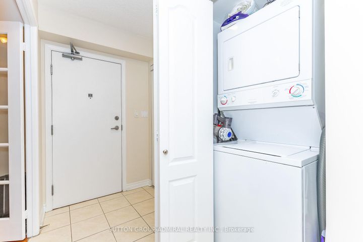 Photo 13 at 1606 - 1 Rean Drive, Bayview Village, Toronto