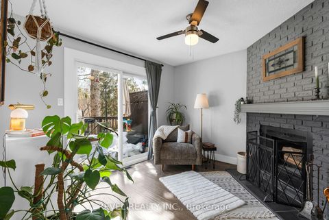 Photo 11 at 23 OREN Boulevard, Sunnidale, Barrie