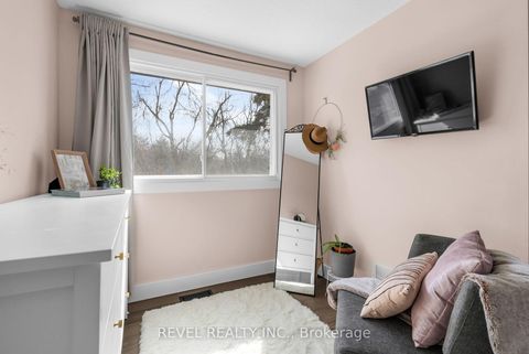 Photo 19 at 23 OREN Boulevard, Sunnidale, Barrie