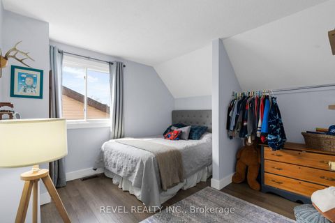 Photo 24 at 23 OREN Boulevard, Sunnidale, Barrie