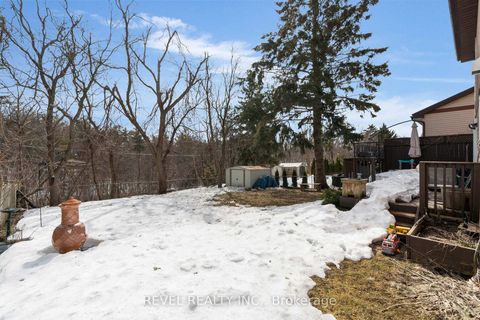 Photo 31 at 23 OREN Boulevard, Sunnidale, Barrie