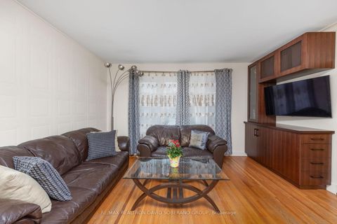 Photo 4 at 256 Codsell Avenue, Bathurst Manor, Toronto