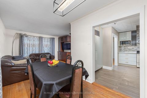 Photo 7 at 256 Codsell Avenue, Bathurst Manor, Toronto