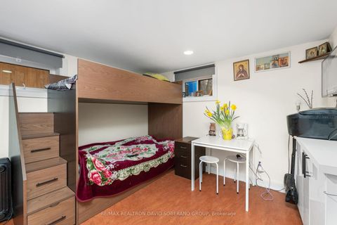 Photo 26 at 256 Codsell Avenue, Bathurst Manor, Toronto