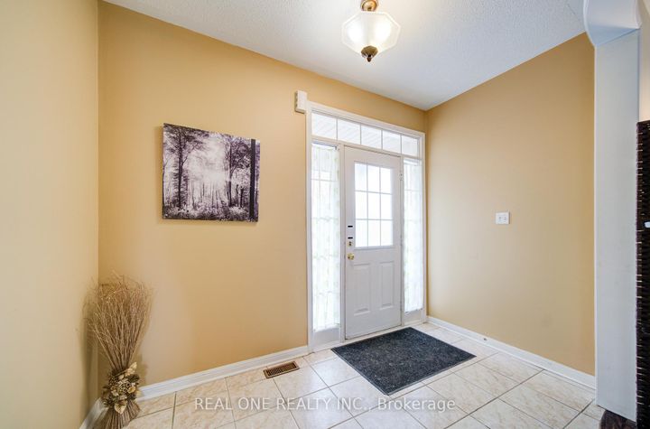 Photo 2 at 3696 Waterfall Crescent, Lisgar, Mississauga