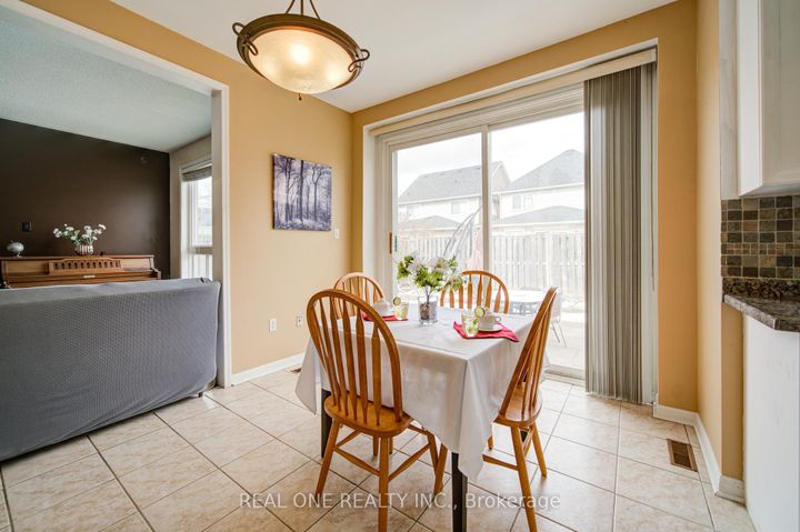 Photo 17 at 3696 Waterfall Crescent, Lisgar, Mississauga