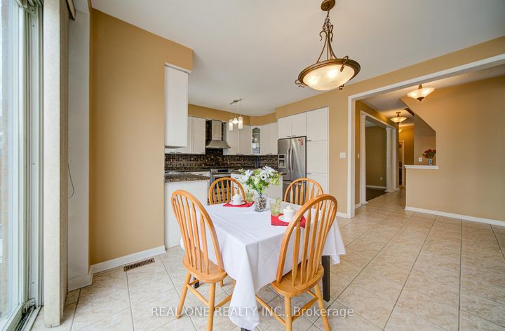 Photo 18 at 3696 Waterfall Crescent, Lisgar, Mississauga