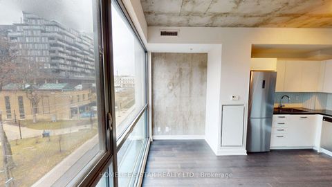 Photo 6 at 525 - 39 BRANT Street, Waterfront Communities C1, Toronto