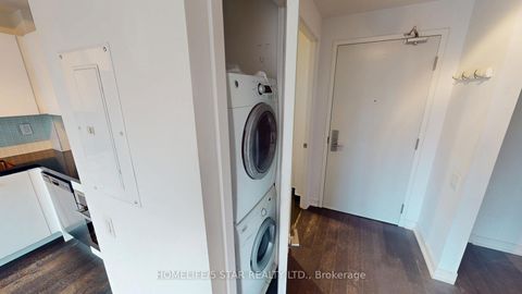 Photo 13 at 525 - 39 BRANT Street, Waterfront Communities C1, Toronto