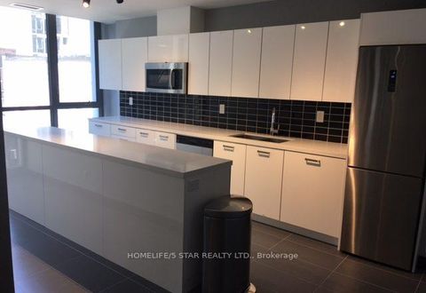 Photo 19 at 525 - 39 BRANT Street, Waterfront Communities C1, Toronto