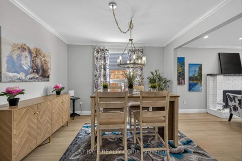 Photo 7 at 887 Lavis Court, Pinecrest, Oshawa