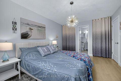 Photo 14 at 887 Lavis Court, Pinecrest, Oshawa