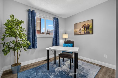 Photo 17 at 887 Lavis Court, Pinecrest, Oshawa