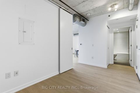 Photo 3 at 545 - 47 Lower River Street, Moss Park, Toronto