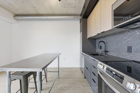 Photo 5 at 545 - 47 Lower River Street, Moss Park, Toronto