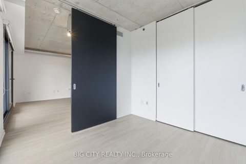 Photo 10 at 545 - 47 Lower River Street, Moss Park, Toronto