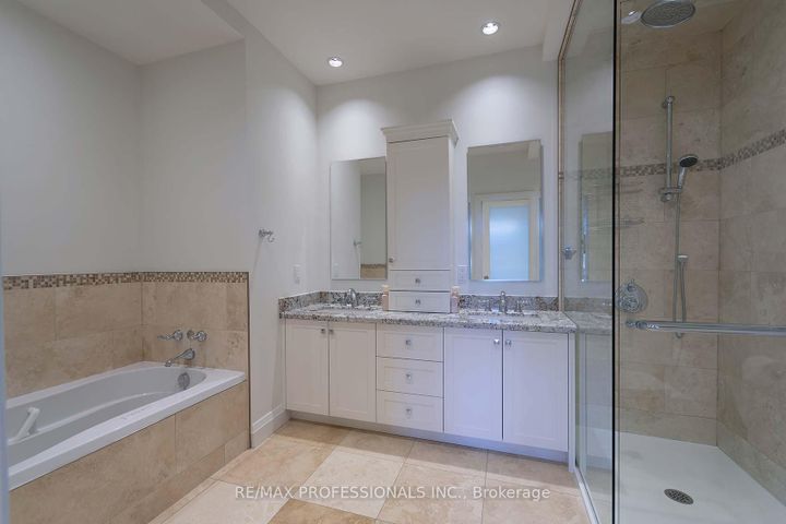 Photo 19 at 321 Wendy Lane, WO West, Oakville