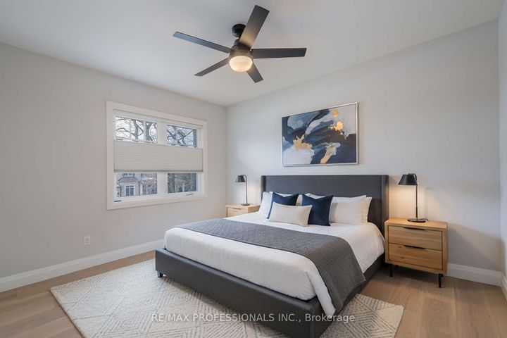 Photo 21 at 321 Wendy Lane, WO West, Oakville