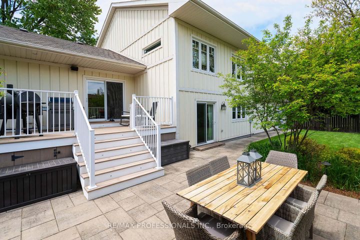 Photo 38 at 321 Wendy Lane, WO West, Oakville