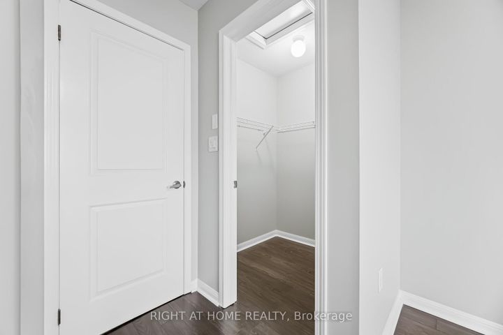 Photo 27 at 10 Vanhorne Close, Northwest Brampton, Brampton