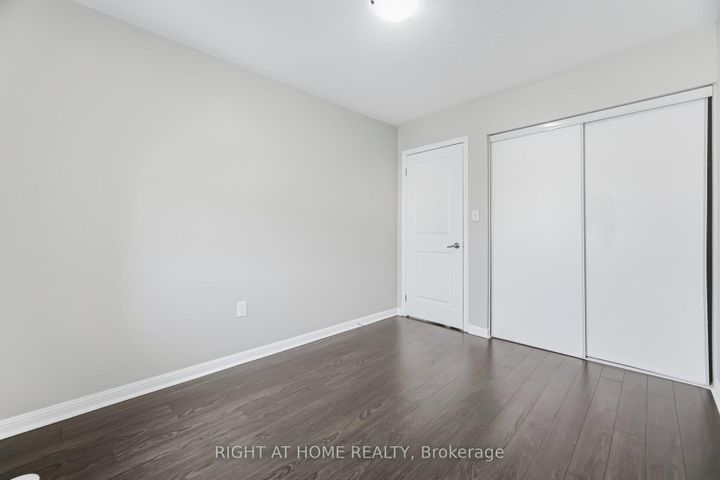 Photo 29 at 10 Vanhorne Close, Northwest Brampton, Brampton